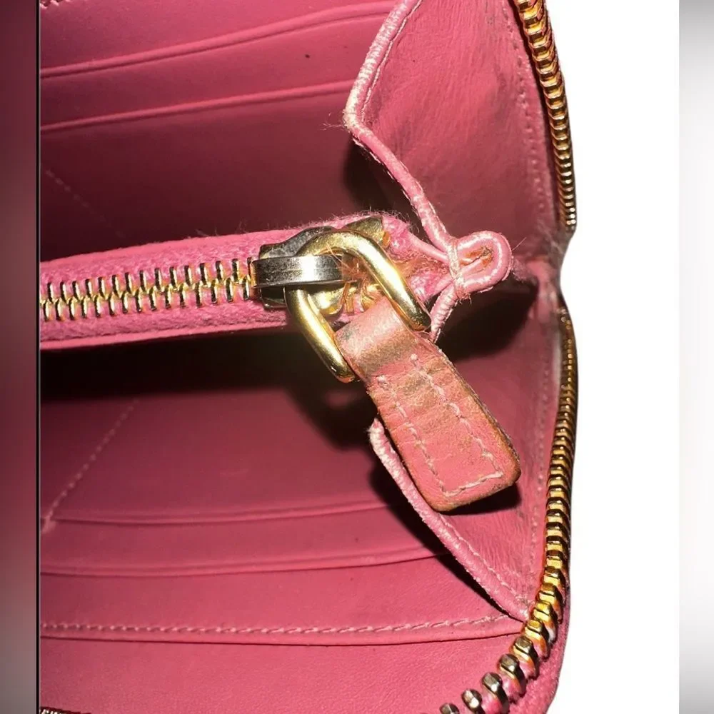 Miu Miu pink Croc-Embossed Wallet